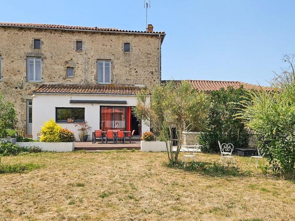 Masia a Montfaucon-Montigné, Maine-et-Loire - foto 1