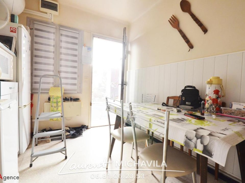 Landsbyhus i Villeneuve-les-Beziers, Herault - foto 1