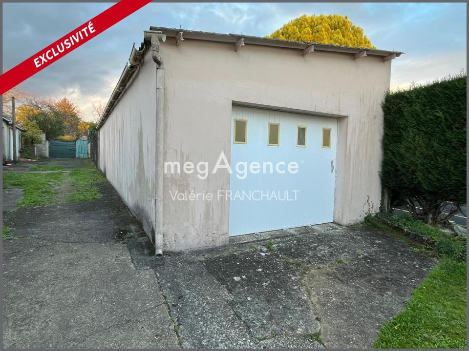 Villa in Niort, Deux-Sevres - foto 1