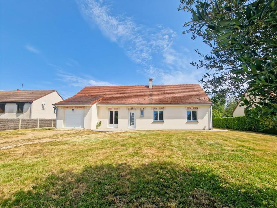 Villa i Nouans-les-Fontaines, Indre-et-Loire - foto 1