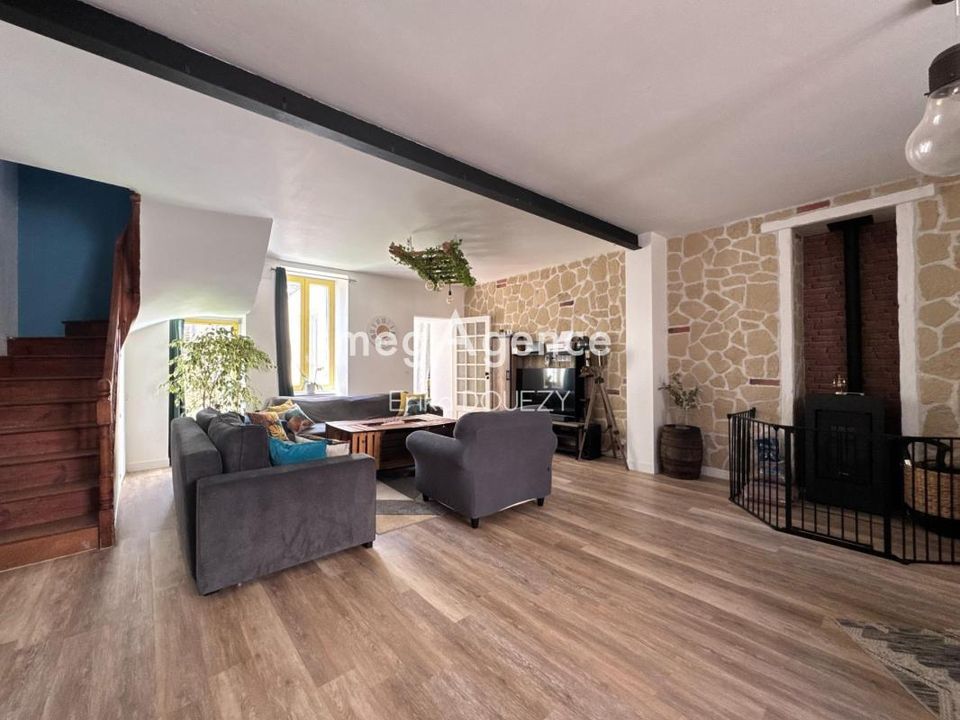 Villa i Mortagne-sur-Sèvre, Vendee - foto 1