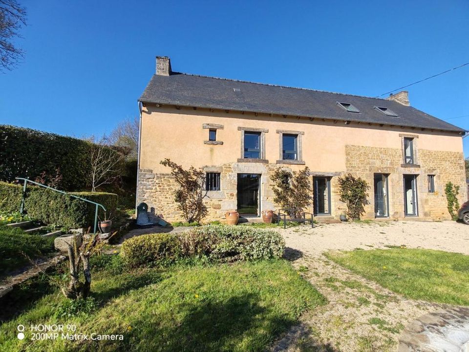 Villa en Saint-Juvat, Cotes-d'Armor - foto 1