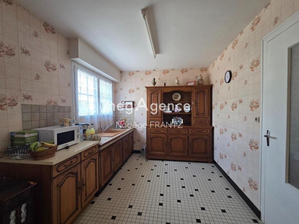 Villa i Saint-Jean-d'Angely, Charente-Maritime - bilde 2