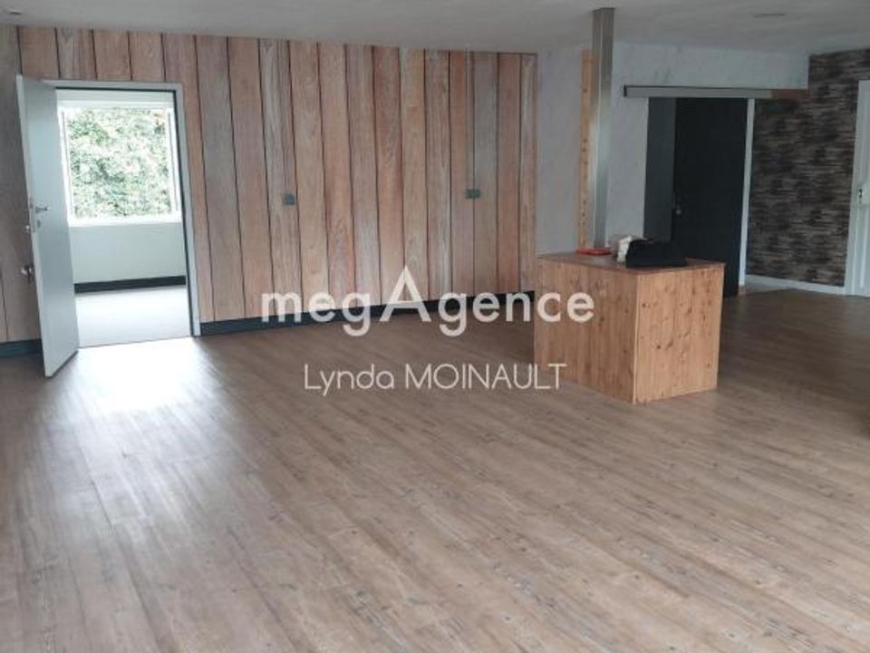 L'establiment comercial a Prahecq, Deux-Sevres - foto 3