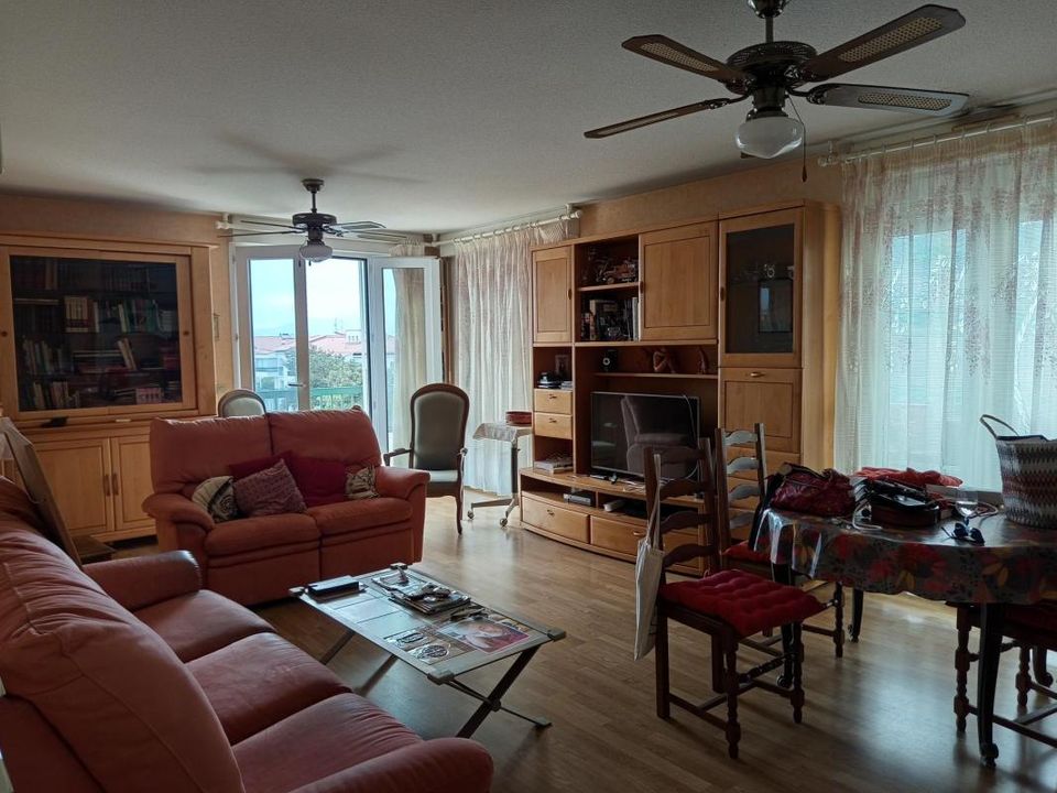 Haus in Perpignan, Pyrenees-Orientales - Foto 1