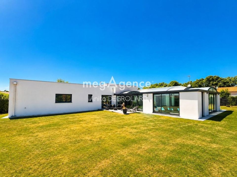 Villa en La Roche-sur-Yon, Vendee - foto 2