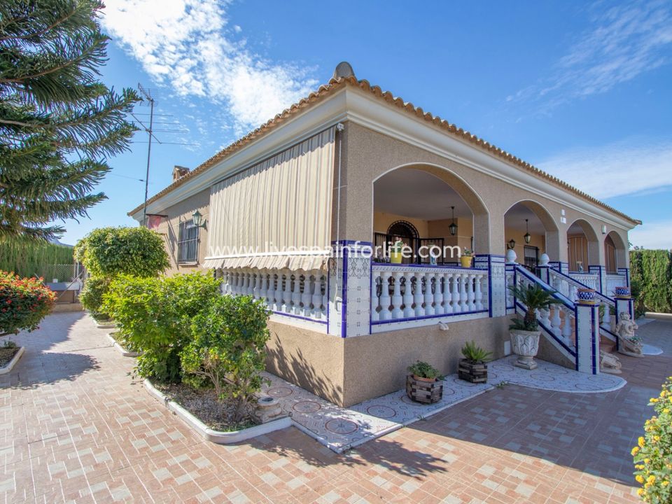 Landejendom i Albatera, Alicante - foto 1