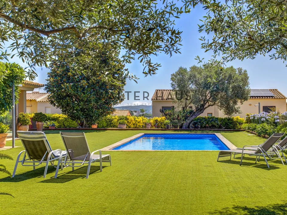 Villa i Mont-Ras, Gerona - bilde 2