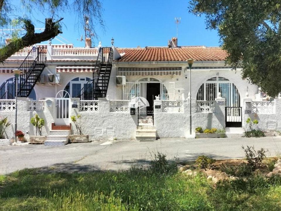 Stadthaus in Torrevieja, Alicante - Foto 1