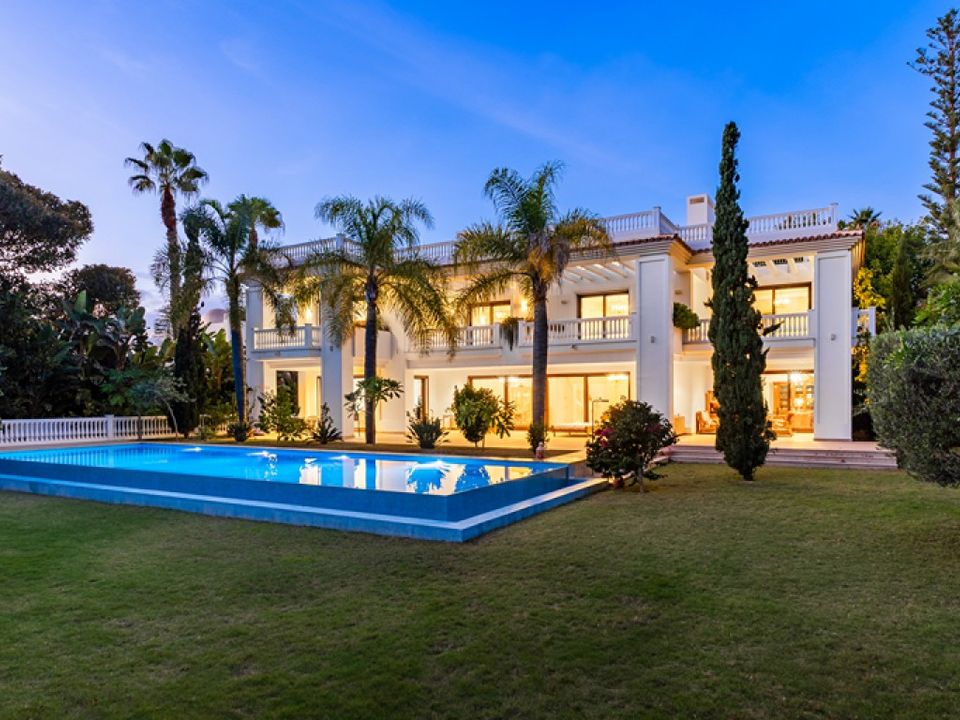 Villa i Guadalmina, Malaga - foto 1