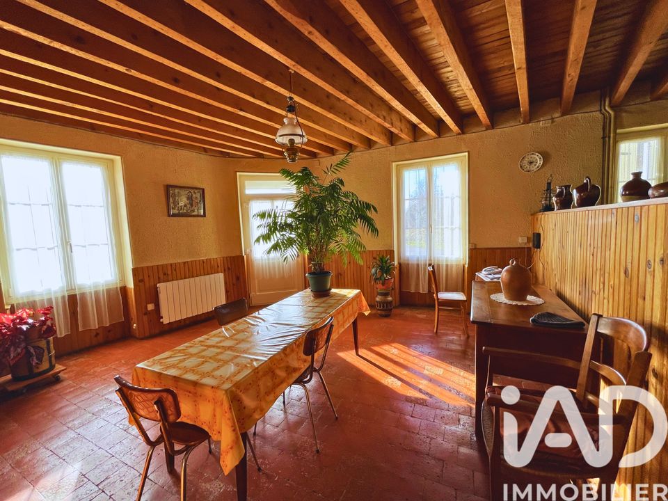 Villa in Sainte-Colombe-des-Bois, Nievre - foto 2