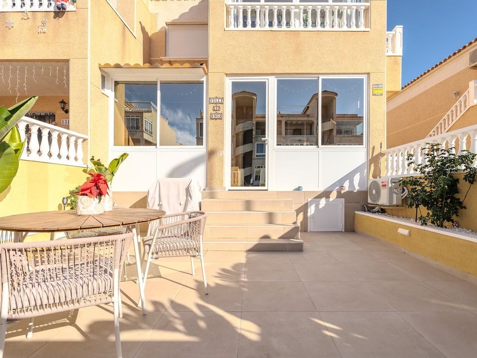 Bungalou a Punta Prima, Alicante - foto 1