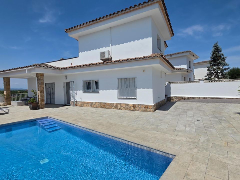 Villa i L'Escala, Gerona - foto 1