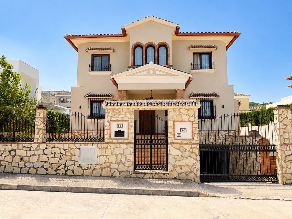 Villa in Antequera, Malaga - foto 3