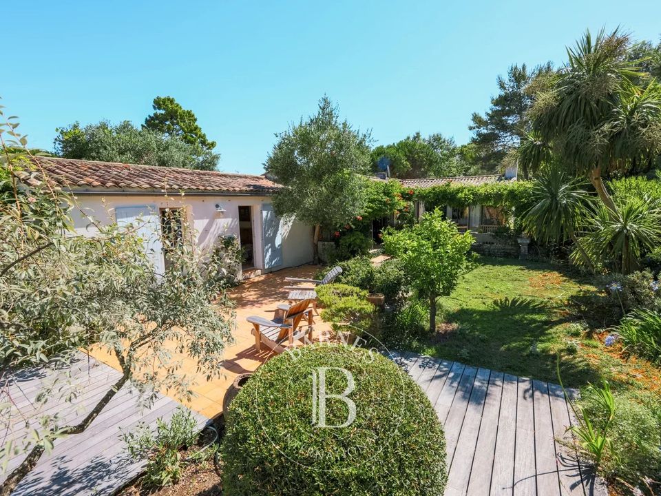 Villa i Les Portes-en-Ré, Charente-Maritime - foto 1