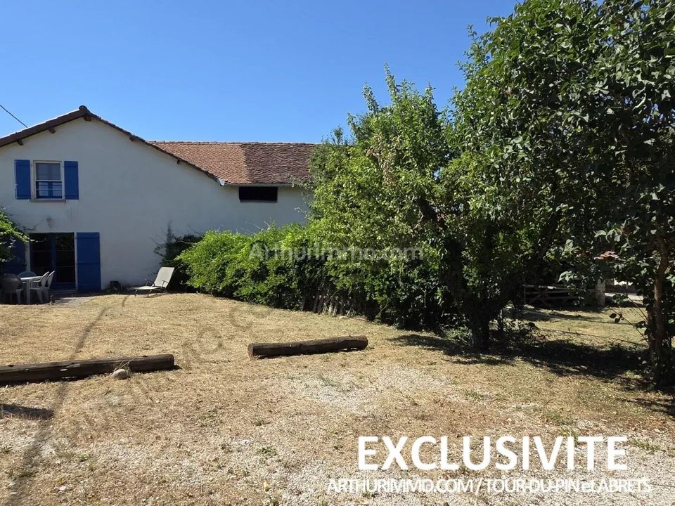 Villa i Saint-André-le-Gaz, Isere - foto 1