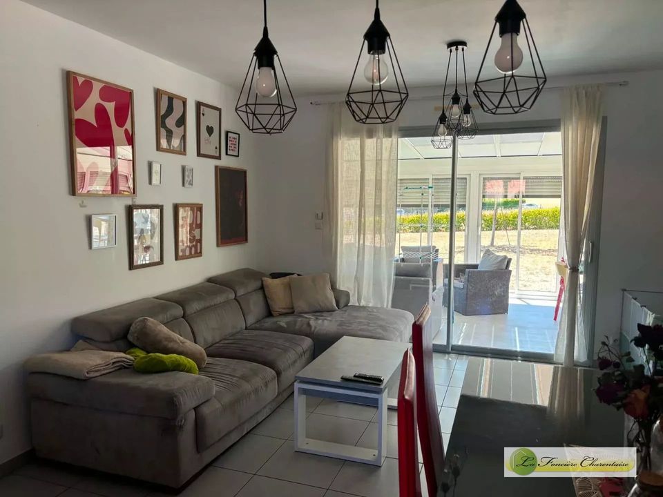 Villa em La Rochefoucauld-en-Angoumois, Charente - foto 3