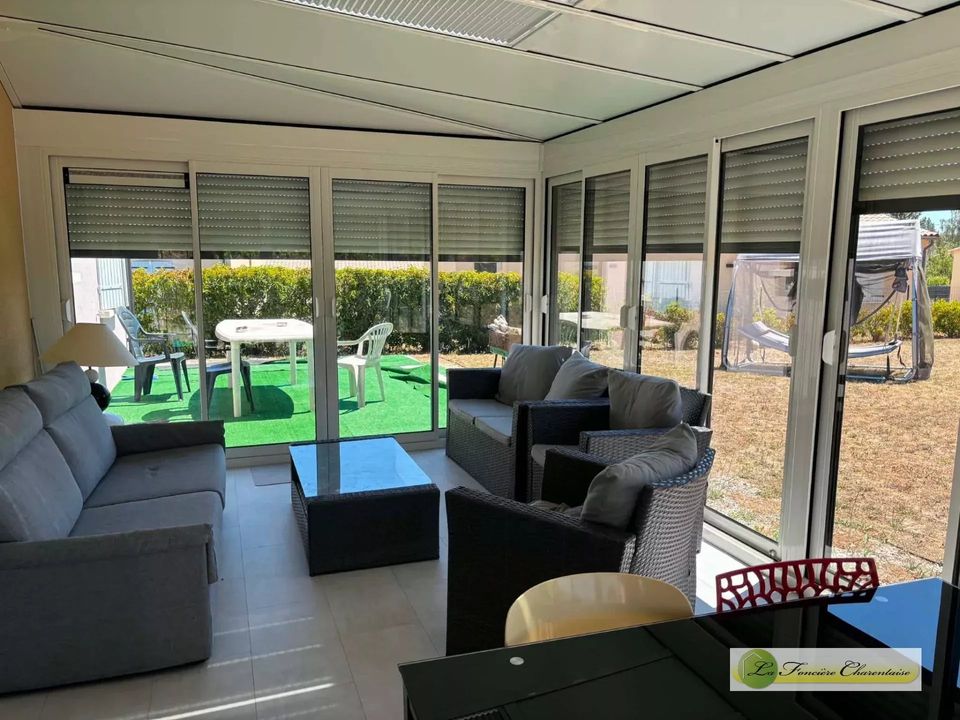 Villa em La Rochefoucauld-en-Angoumois, Charente - foto 5
