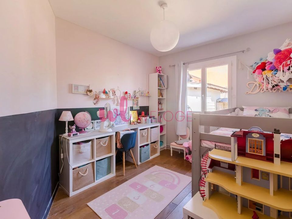 Villa in Pusignan, Rhone - foto 4