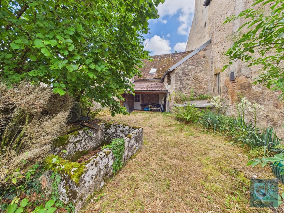 Casa unifamiliar a Saulieu, Cote-d'Or - foto 1