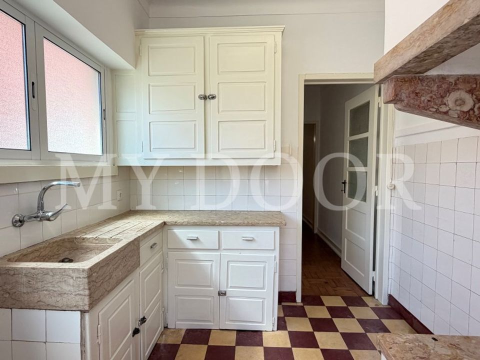 Apartment in Moscavide, Lisbon - photo 1