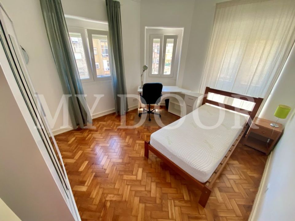 Apartment in Moscavide, Lisbon - photo 2