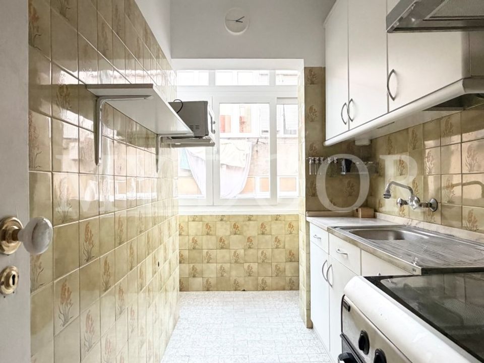 Apartment in Moscavide, Lisbon - photo 1