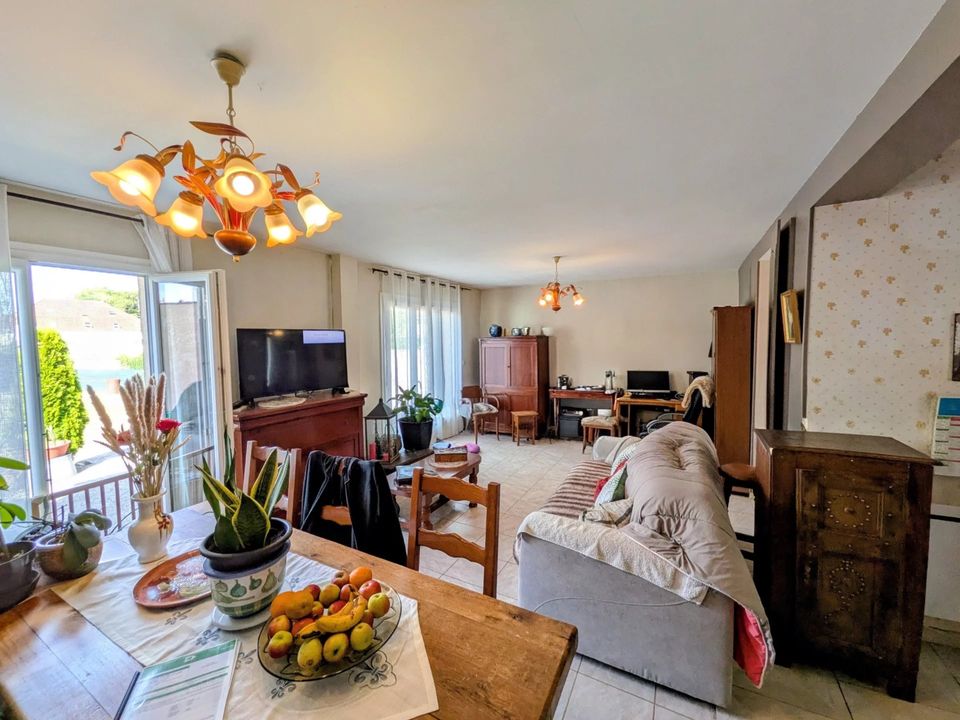 Villa in La Ferté-Gaucher, Seine-et-Marne - foto 4