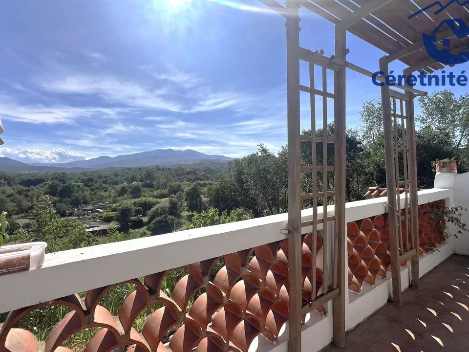Villa a Saint-Jean-Pla-de-Corts, Pyrenees-Orientales - foto 1