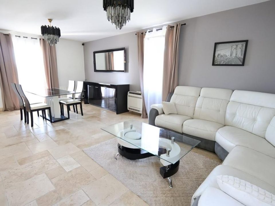 Villa a Villeneuve, Alpes-de-Haute-Provence - foto 4