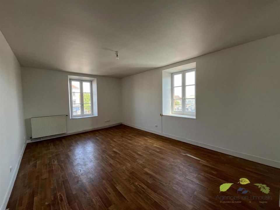 Duplex i Saint-Leonard-de-Noblat, Haute-Vienne - foto 1