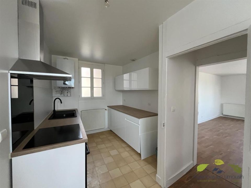 Duplex i Saint-Leonard-de-Noblat, Haute-Vienne - foto 3