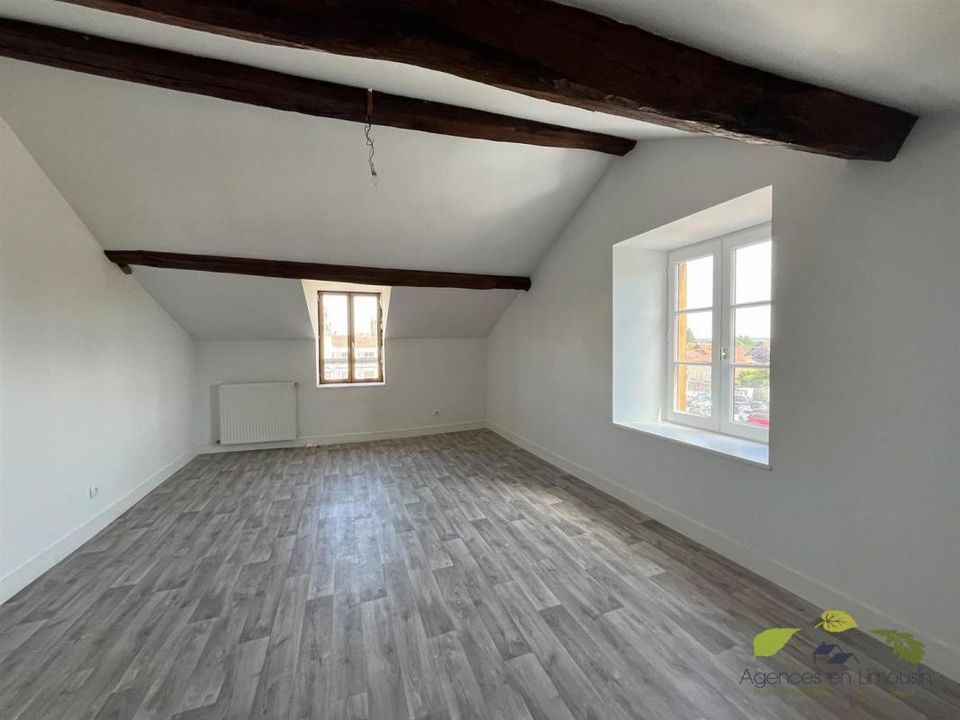 Duplex i Saint-Leonard-de-Noblat, Haute-Vienne - foto 4