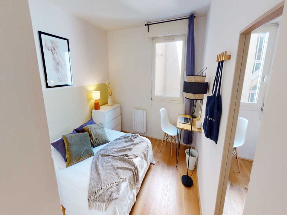 Apartment in Lyon, Rhone - photo 1