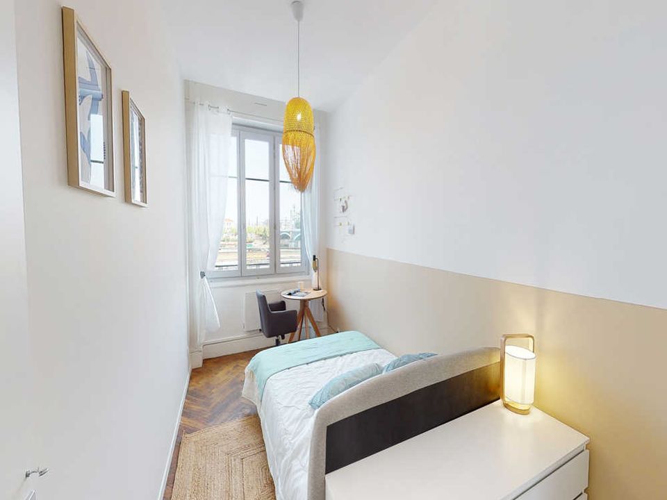 Apartment in Lyon, Rhone - photo 1