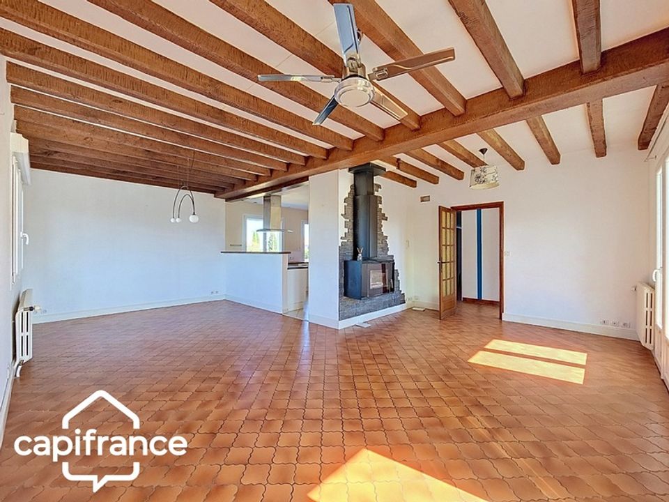 Villa en Saint-Jacques-de-Thouars, Deux-Sevres - foto 4