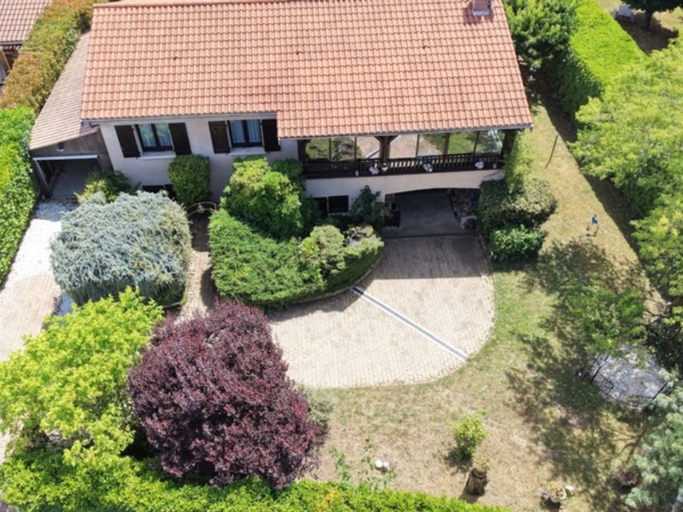 Villa i Chaponost, Rhone - bilde 1