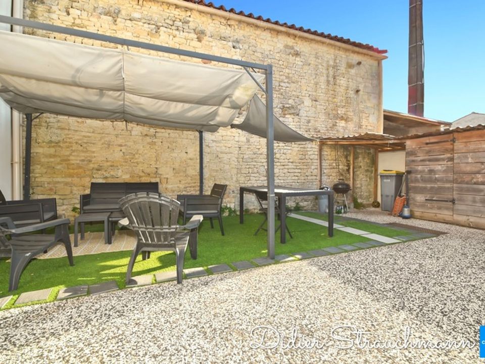 Landsbyhus i Aigrefeuille-d'Aunis, Charente-Maritime - bilde 5