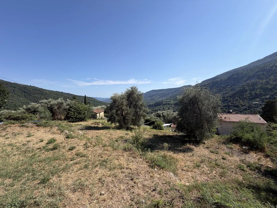 Terra em Coaraze, Alpes-Maritimes - foto 1