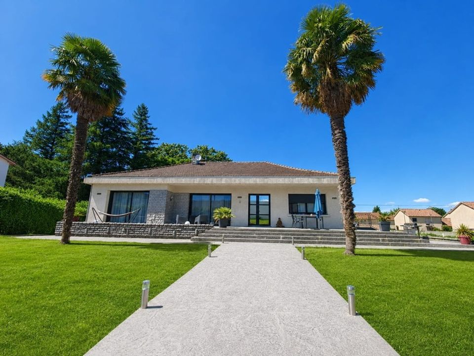 Villa en Lannemezan, Hautes-Pyrenees - foto 1