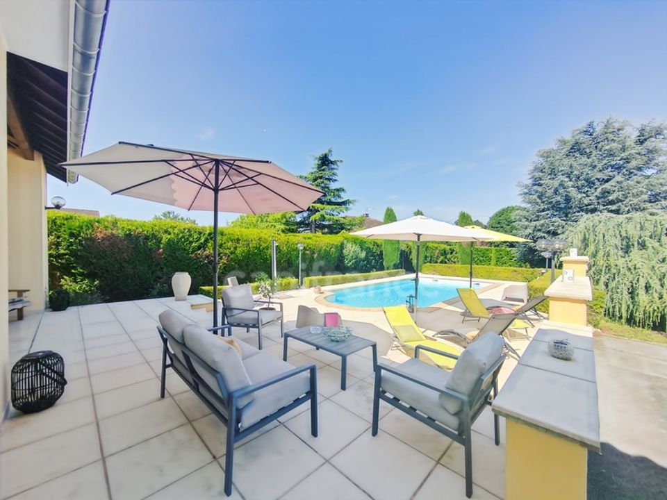 Villa in Tournus, Saone-et-Loire - foto 4