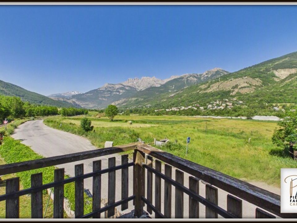 Villa en Villar-Saint-Pancrace, Hautes-Alpes - foto 1