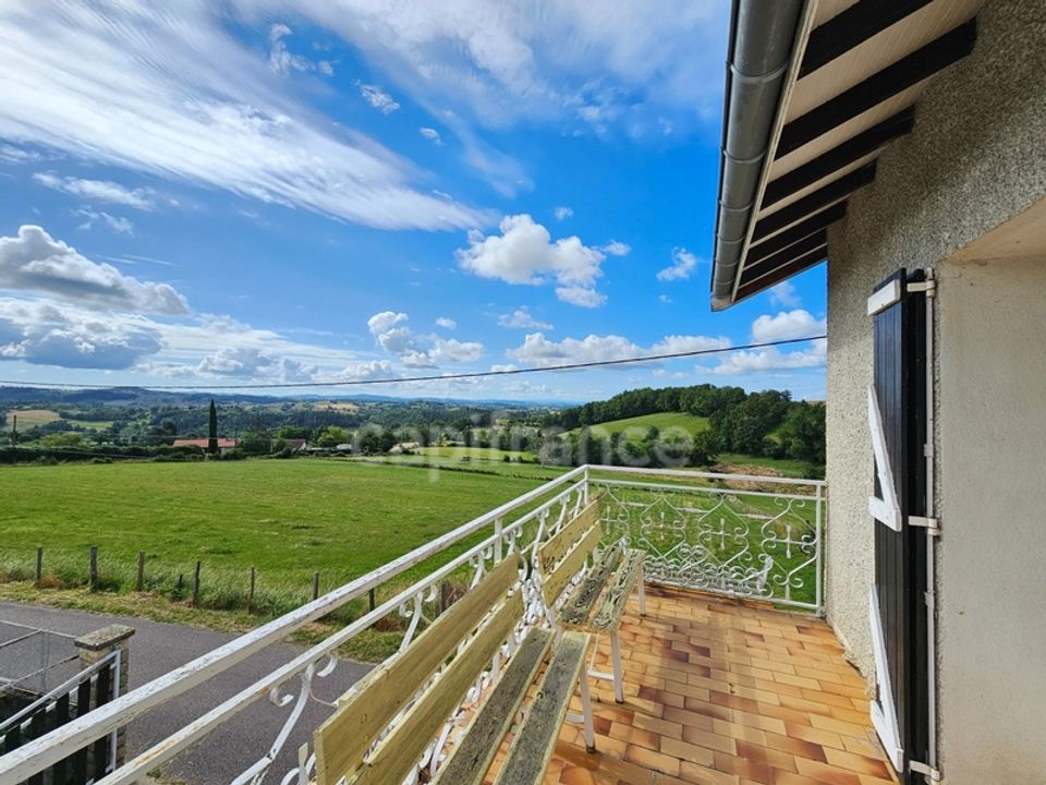 Villa in Panissières, Loire - foto 2