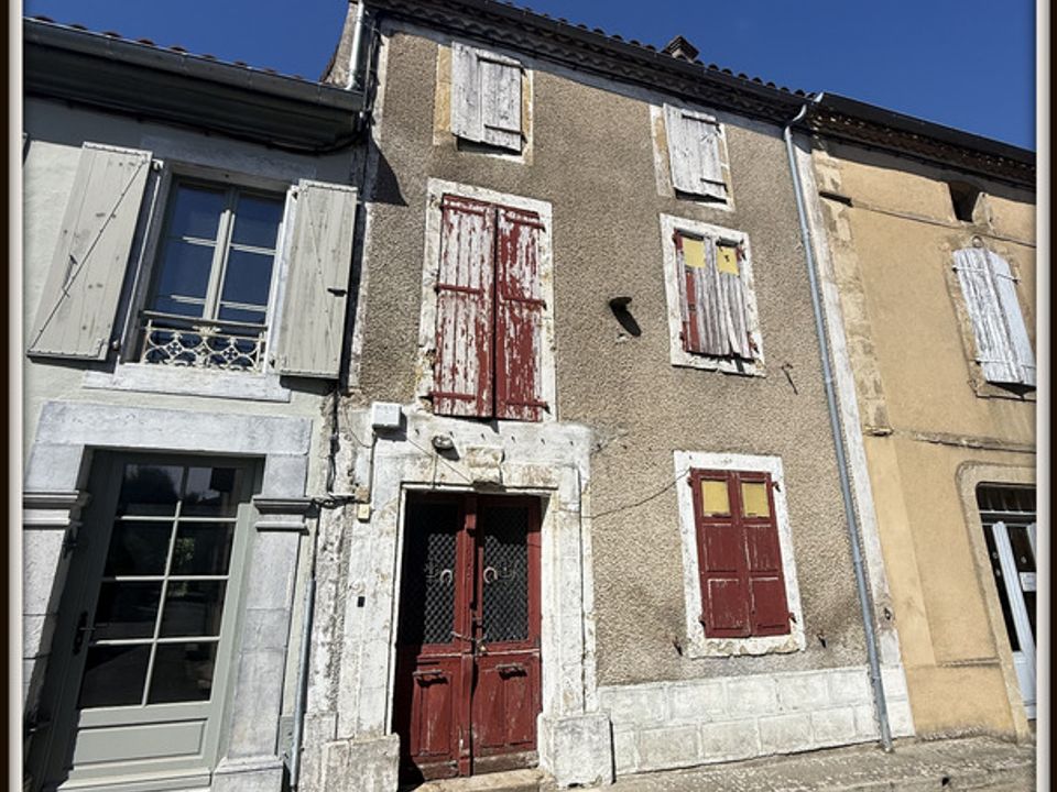 Villa en Castelnau-Riviere-Basse, Hautes-Pyrenees - foto 2