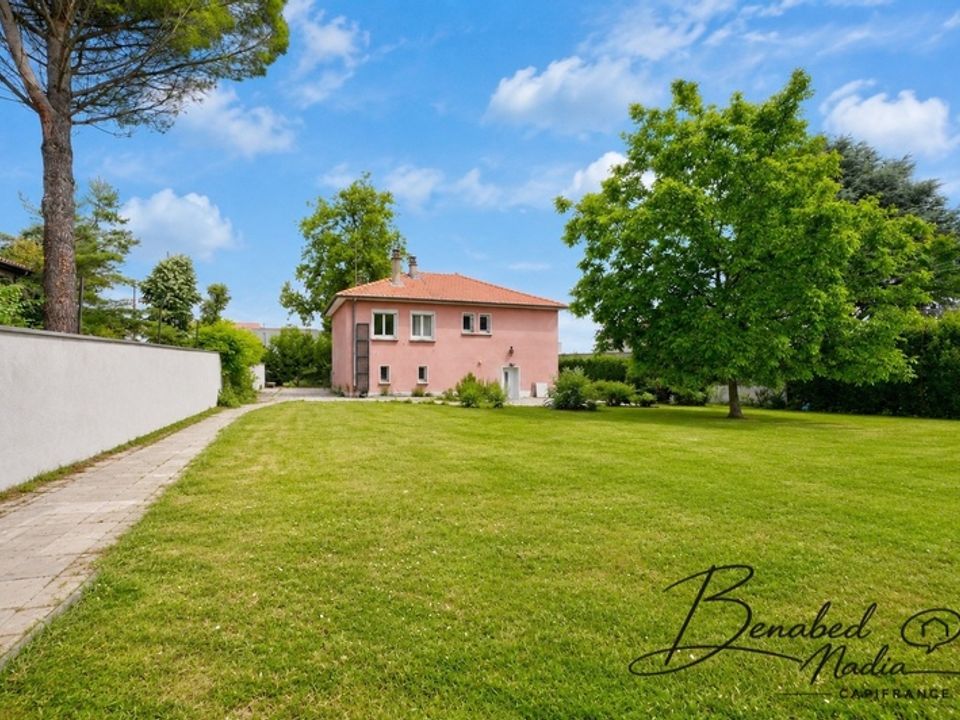 Villa Feyzin, Rhone - foto 1
