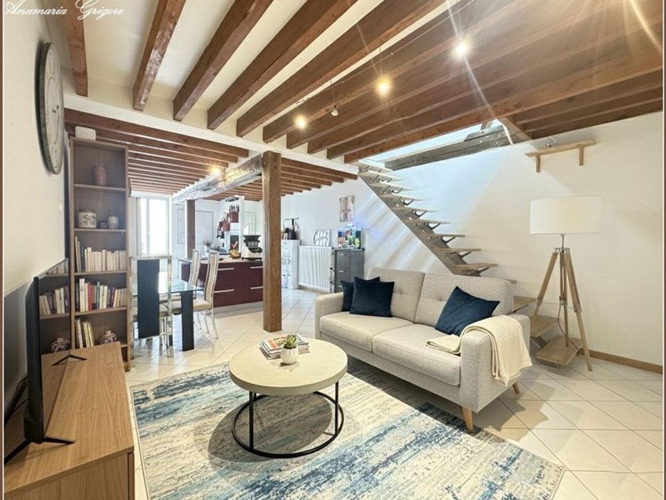 Radhus i Courville-sur-Eure, Eure-et-Loir - foto 1