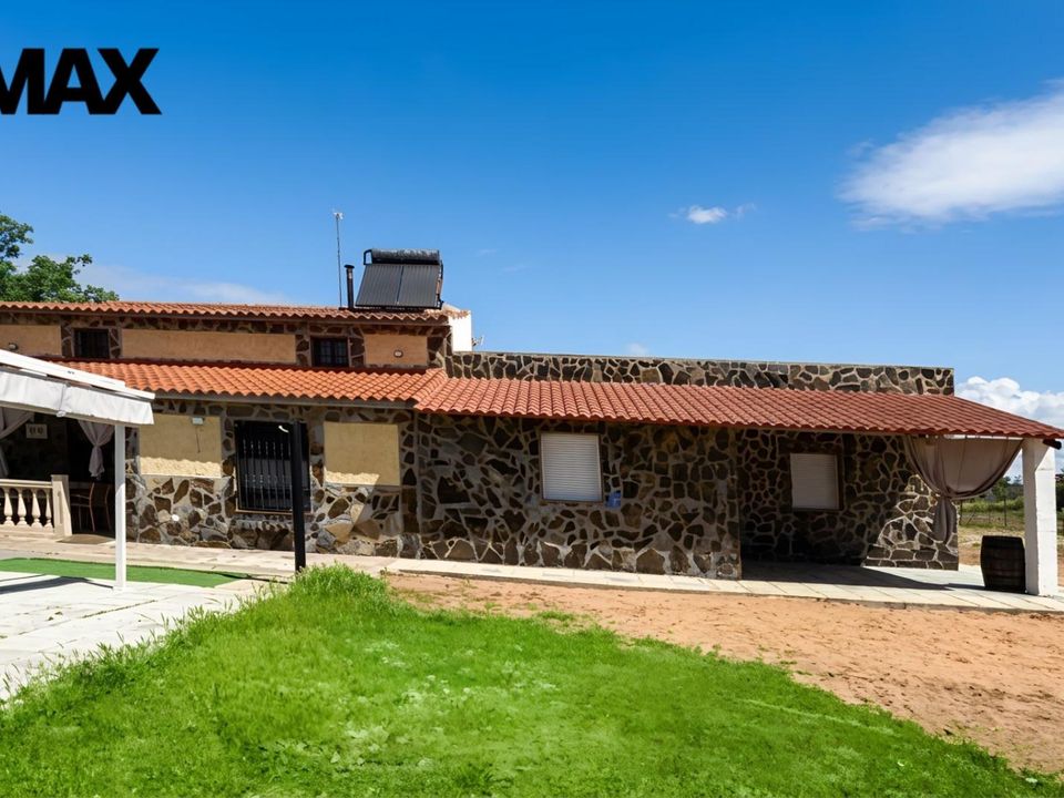 Landhaus in Badajoz, Badajoz - Foto 1