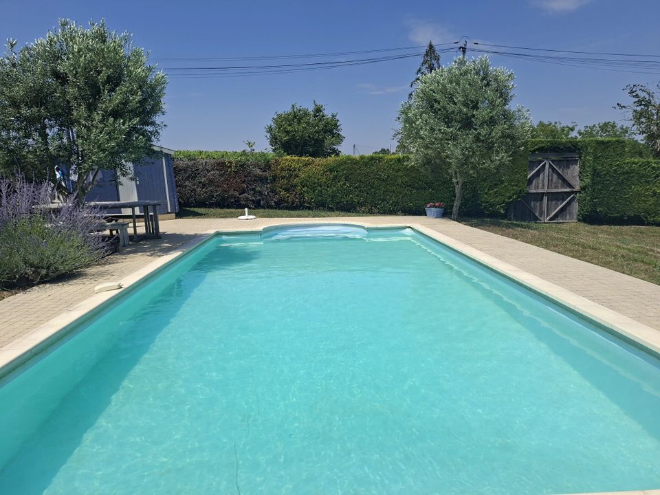 Hus i byn i Deviat, Charente - foto 2