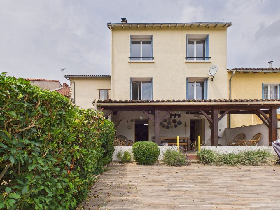 Dorpshuis in Ansac-Sur-Vienne, Charente - foto 1