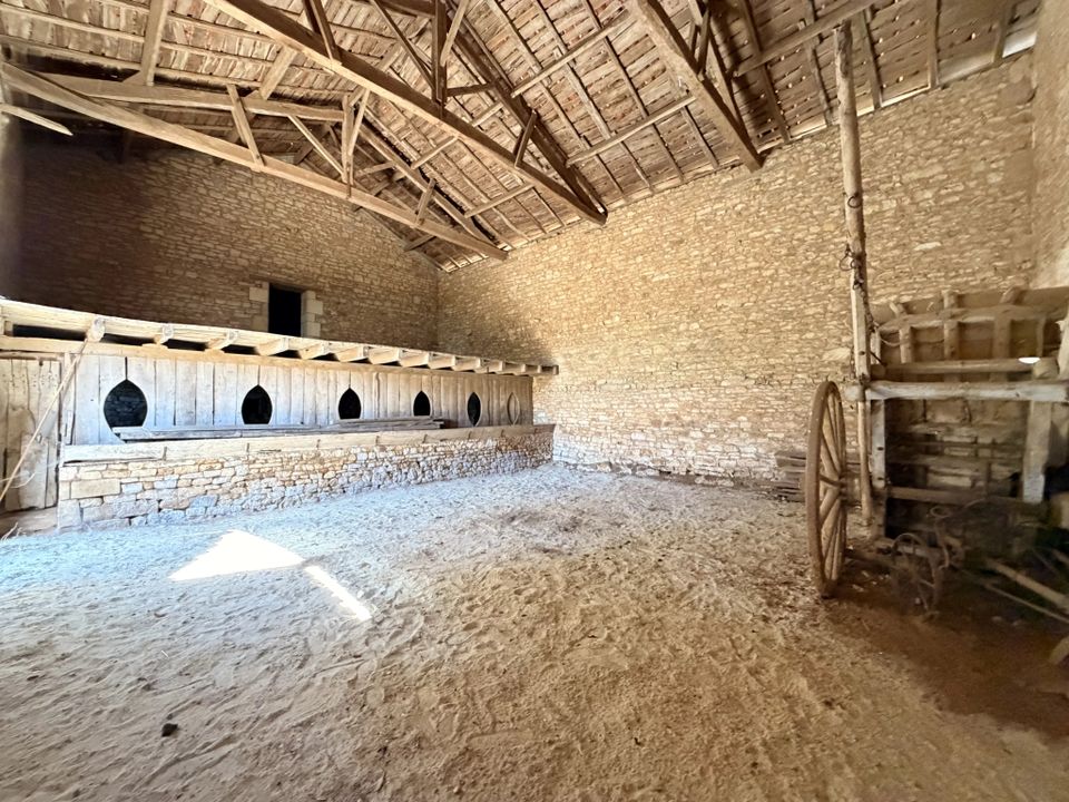 Villa - Ruffec, Charente - photo 5